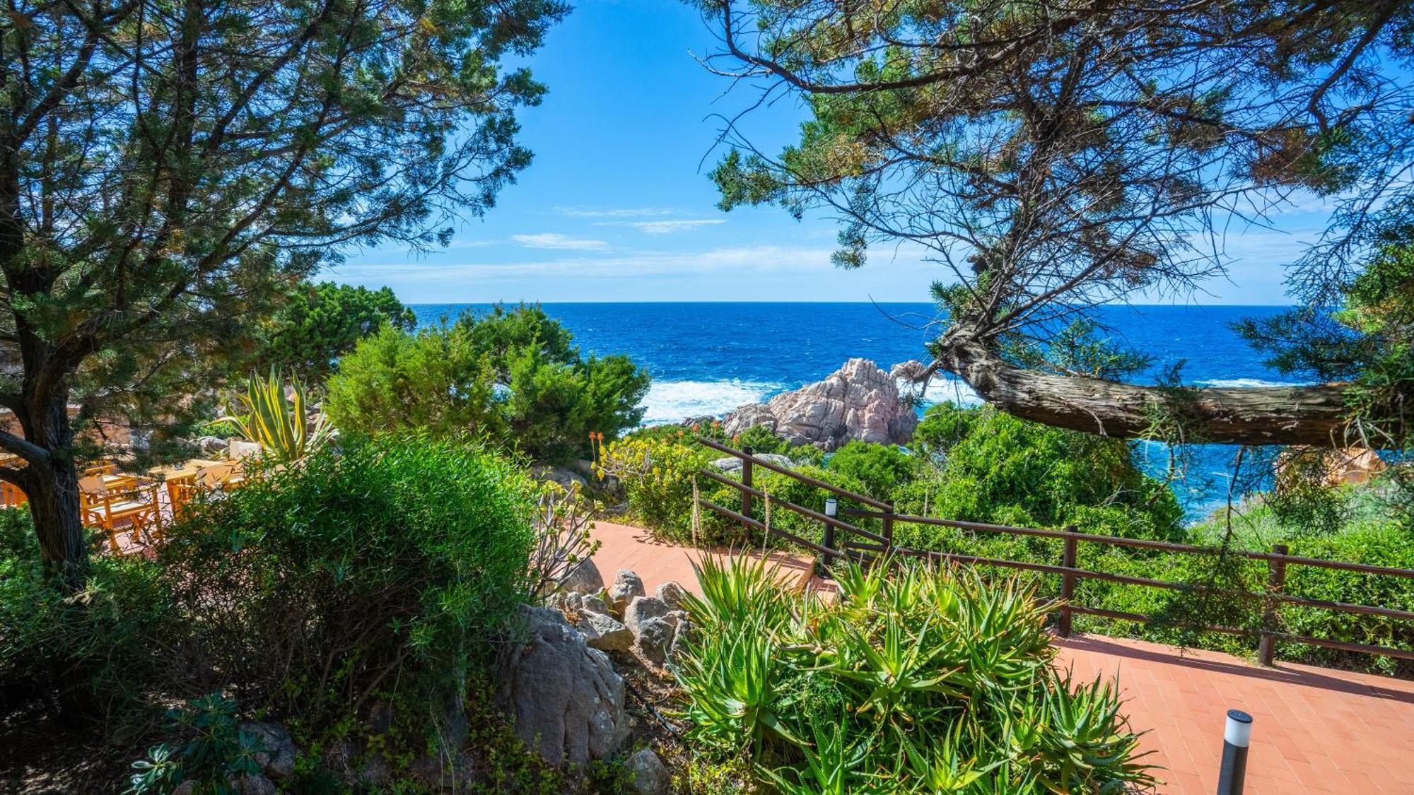 Hotel Costa Paradiso Exterior photo