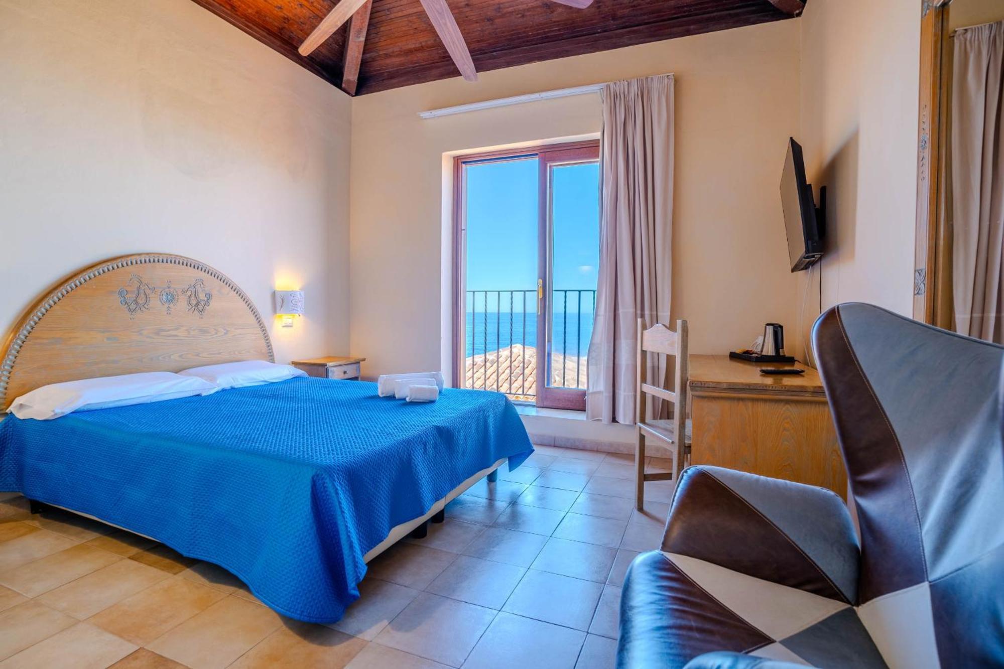 Hotel Costa Paradiso Exterior photo